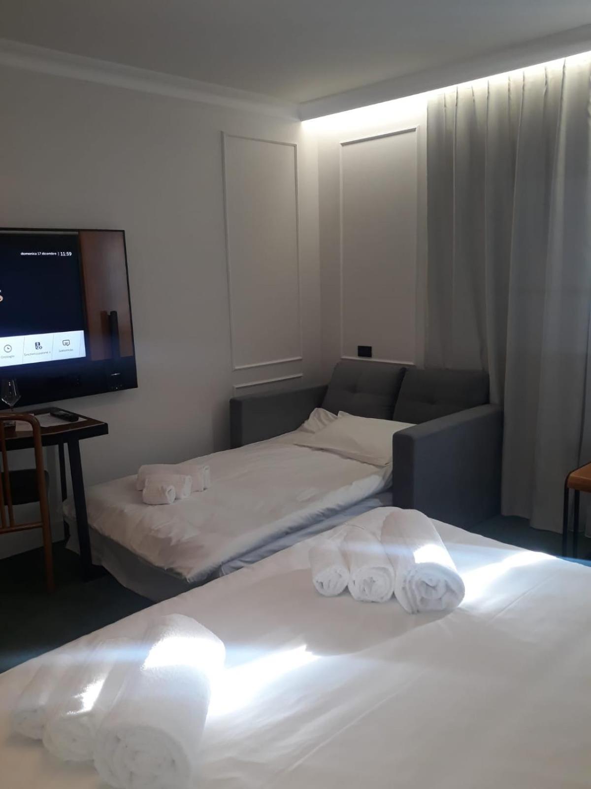 Hotel Celis Barcis Buitenkant foto