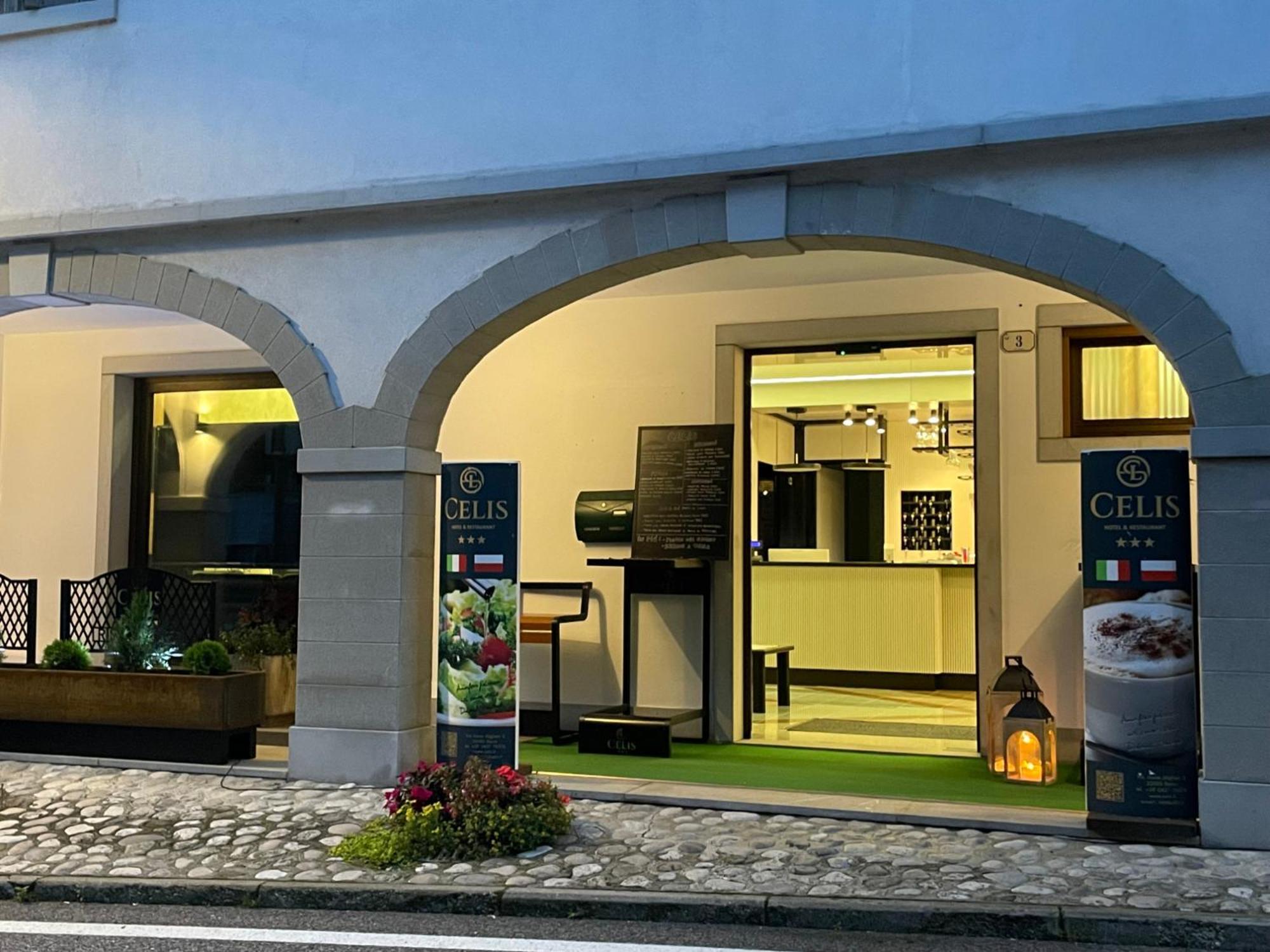 Hotel Celis Barcis Buitenkant foto